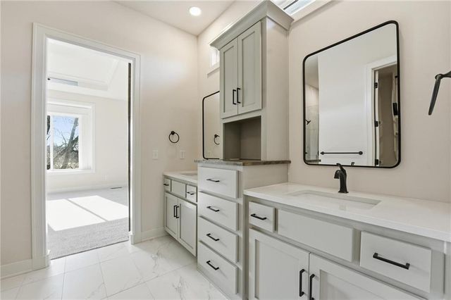 2717 SW 12th Street, Lee's Summit, MO 64081