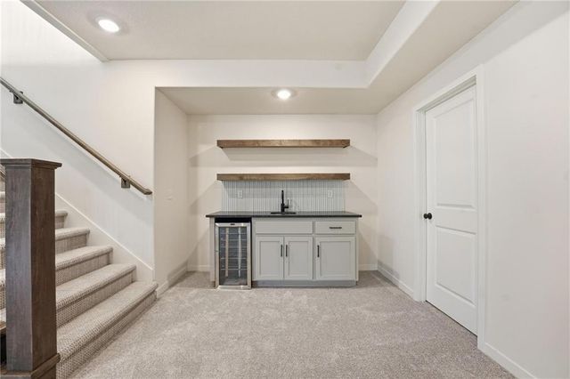 2717 SW 12th Street, Lee's Summit, MO 64081