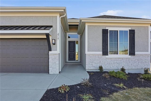 2717 SW 12th Street, Lee's Summit, MO 64081