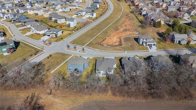 2717 SW 12th Street, Lee's Summit, MO 64081