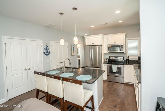 2804 Eleanor Street SW, Supply, NC 28462