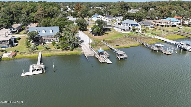 2804 Eleanor Street SW, Supply, NC 28462