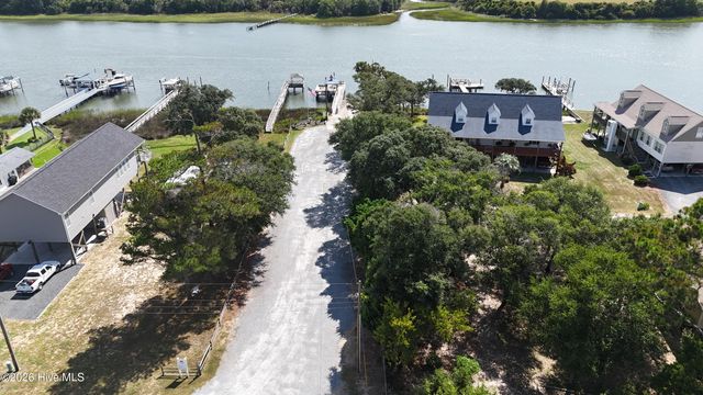 2804 Eleanor Street SW, Supply, NC 28462
