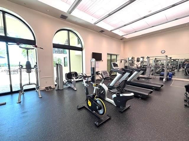 1300 Ponce De Leon Boulevard 409, Coral Gables, FL 33134