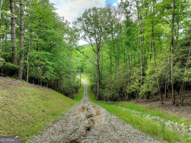 1696 Rocky Top Road, Blairsville, GA 30512