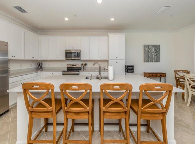 17510 GAWTHROP DRIVE 406, Lakewood Ranch, FL 34211