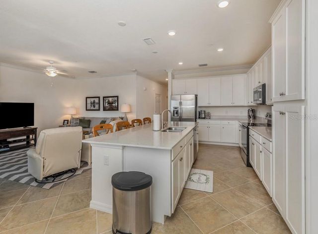 17510 GAWTHROP DRIVE 406, Lakewood Ranch, FL 34211
