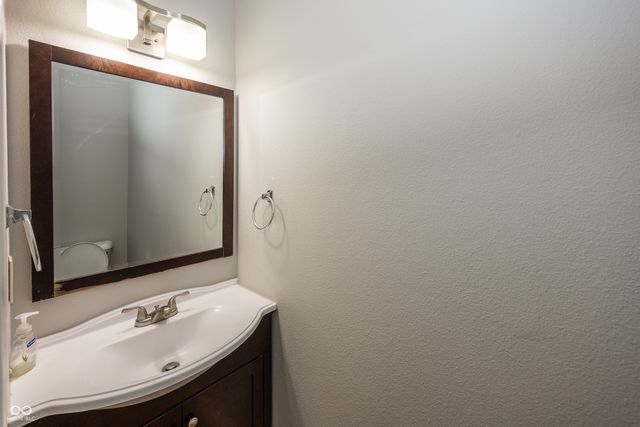 13031 Coyote Run, Fishers, IN 46038