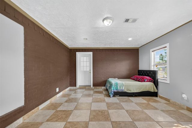 4917 Sycamore Avenue, Pasadena, TX 77503