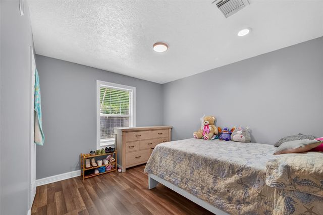 4917 Sycamore Avenue, Pasadena, TX 77503