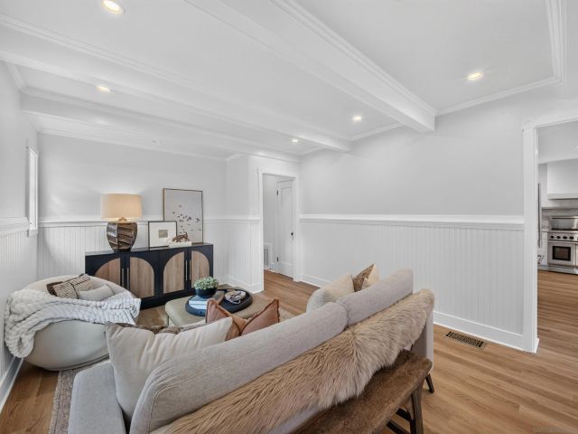 921 Court Way, San Diego, CA 92103