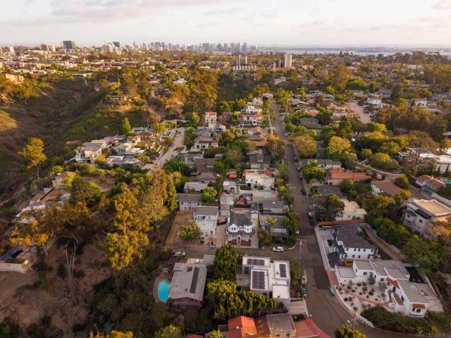 921 Court Way, San Diego, CA 92103