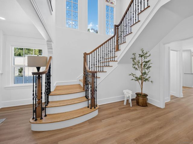 921 Court Way, San Diego, CA 92103