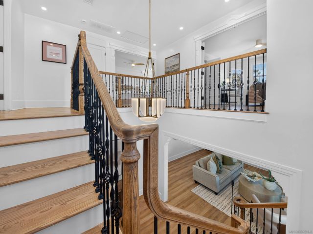 921 Court Way, San Diego, CA 92103