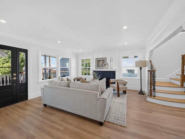 921 Court Way, San Diego, CA 92103