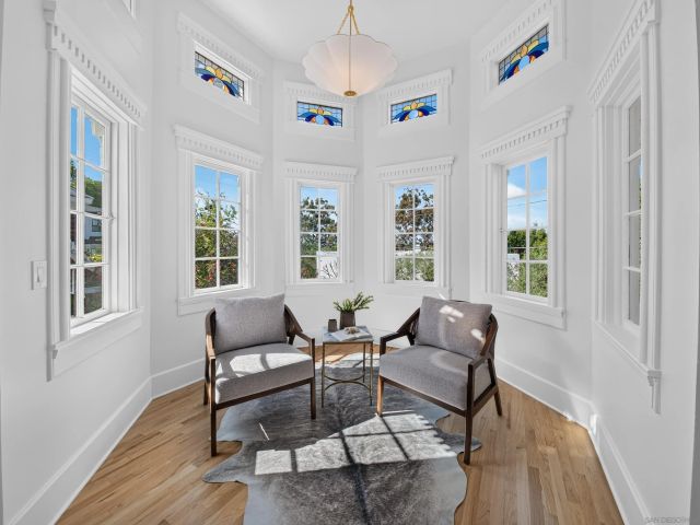 921 Court Way, San Diego, CA 92103