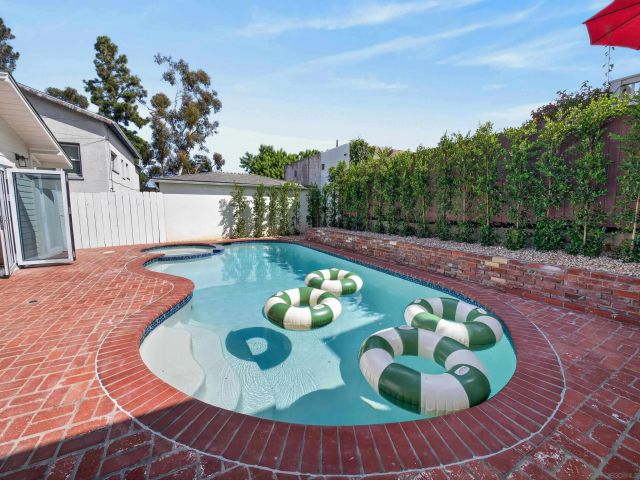 921 Court Way, San Diego, CA 92103