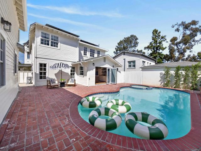 921 Court Way, San Diego, CA 92103
