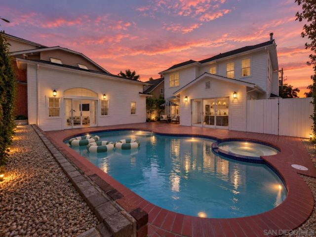 921 Court Way, San Diego, CA 92103