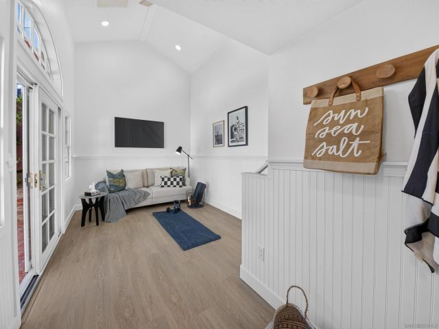 921 Court Way, San Diego, CA 92103