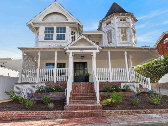 921 Court Way, San Diego, CA 92103