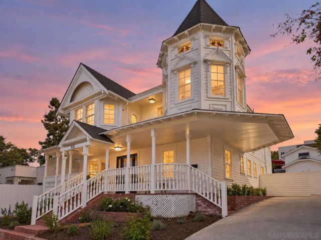 921 Court Way, San Diego, CA 92103