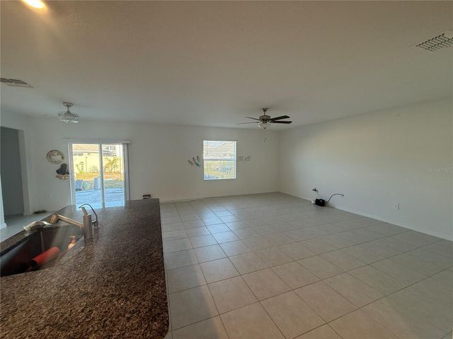 2881 SILVER SCALLOP LOOP, Wimauma, FL 33598