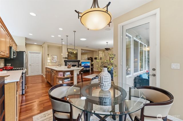 23026 NE 139th Court, Redmond, WA 98053