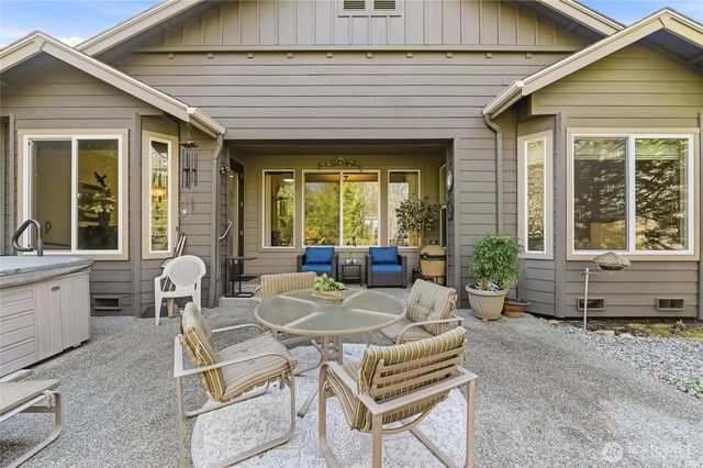 23026 NE 139th Court, Redmond, WA 98053