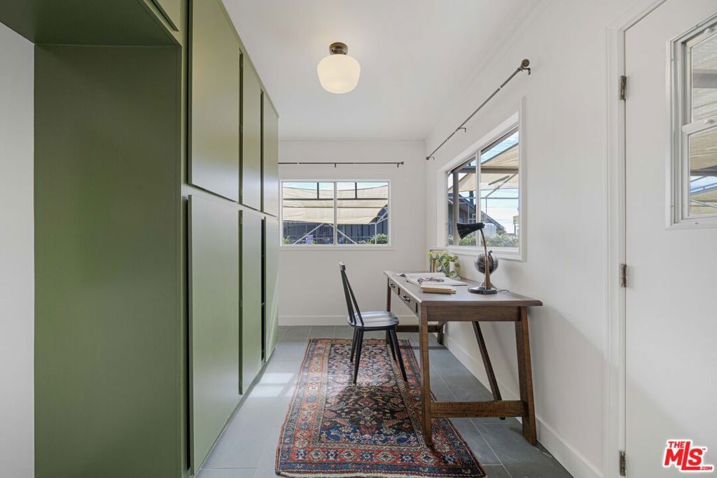 Image 15 of property listing at 1911 Griffin Avenue, Los Angeles, CA 90031