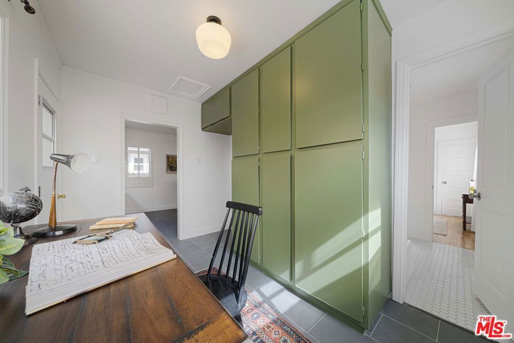 Image 16 of property listing at 1911 Griffin Avenue, Los Angeles, CA 90031