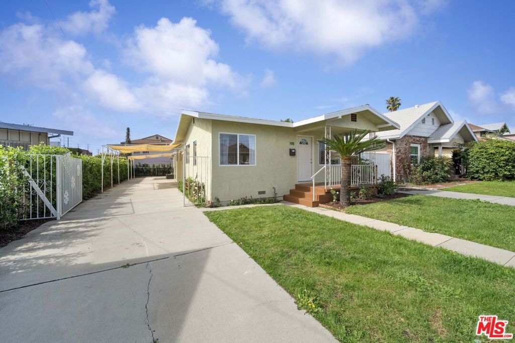 Image 2 of property listing at 1911 Griffin Avenue, Los Angeles, CA 90031