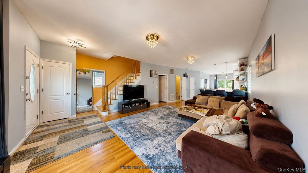 810 Nugent Avenue, Staten Island, NY 10306 — photo 5