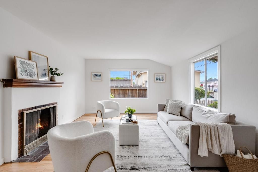 Image 5 of property listing at 1424 Contra Costa Street, Seaside, CA 93955