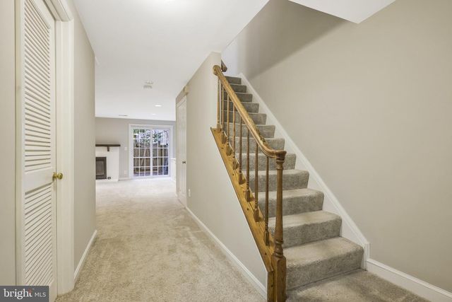 3053 MEETING ST, Falls Church, VA 22044