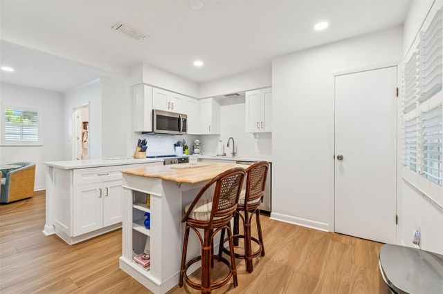 4514 W FIG STREET, Tampa, FL 33609