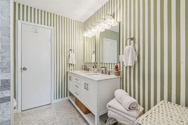 4514 W FIG STREET, Tampa, FL 33609