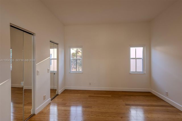 825 Tanglewood Cir, Weston, FL 33327