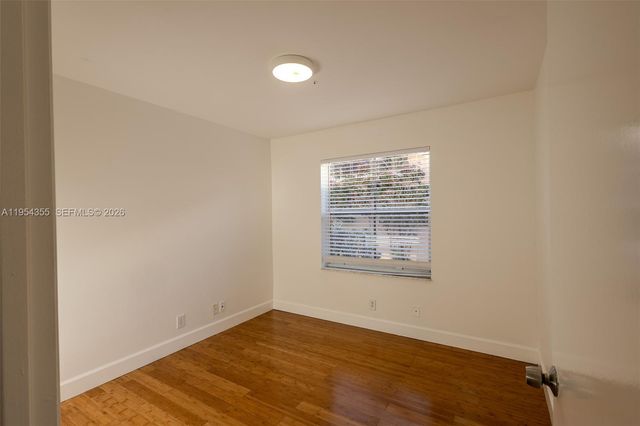 825 Tanglewood Cir, Weston, FL 33327