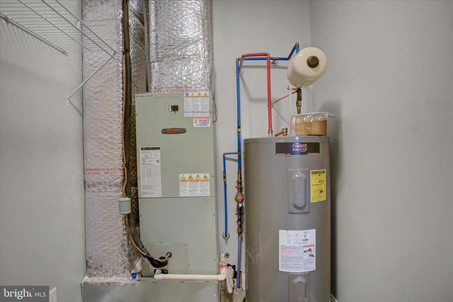 11274 GOPHER DR, Waynesboro, PA 17268