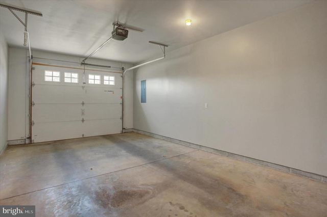 11274 GOPHER DR, Waynesboro, PA 17268