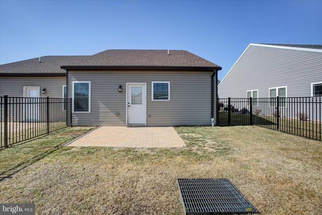 11274 GOPHER DR, Waynesboro, PA 17268