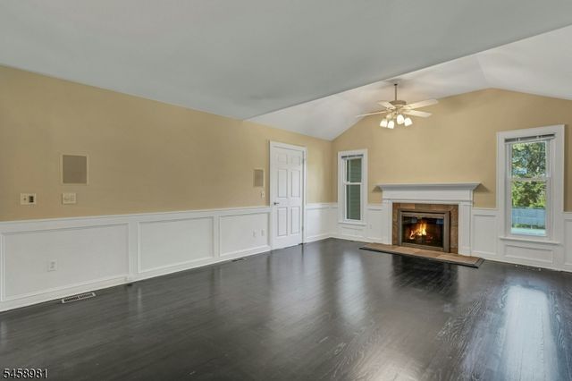 15 SANDALWOOD DRIVE, Warren Twp., NJ 07059