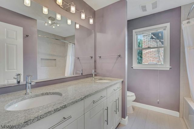 15 SANDALWOOD DRIVE, Warren Twp., NJ 07059