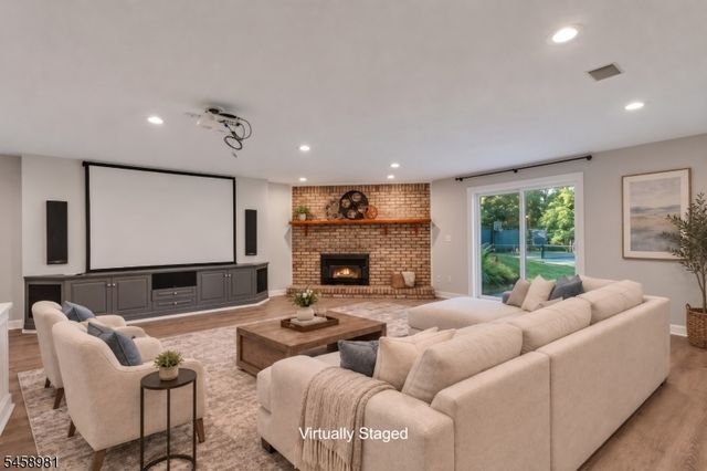 15 SANDALWOOD DRIVE, Warren Twp., NJ 07059