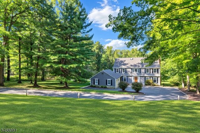 15 SANDALWOOD DRIVE, Warren Twp., NJ 07059
