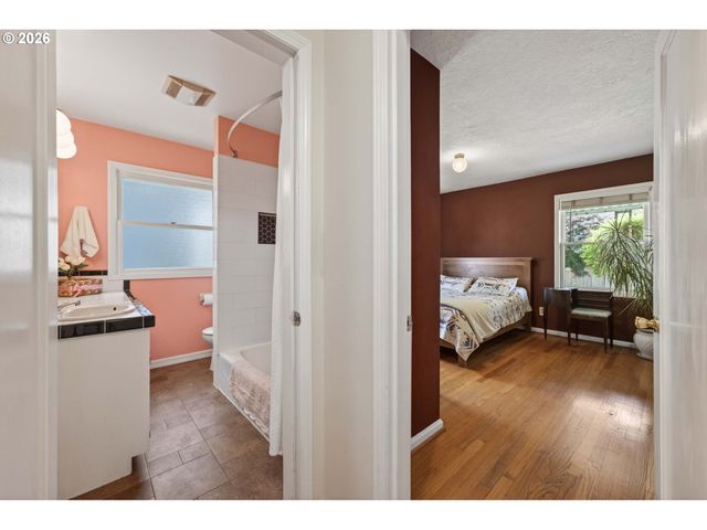 1930 Se BYBEE Blvd, Portland, OR 97202
