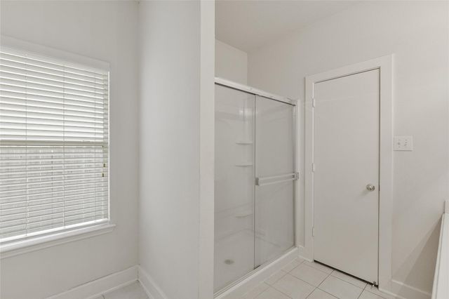 407 Laurel Pine Drive, Houston, TX 77339