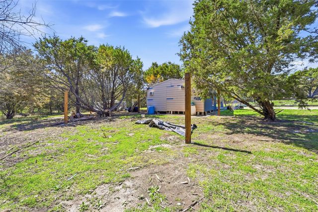 9009 E Prairie Ridge Court, Cleburne, TX 76033