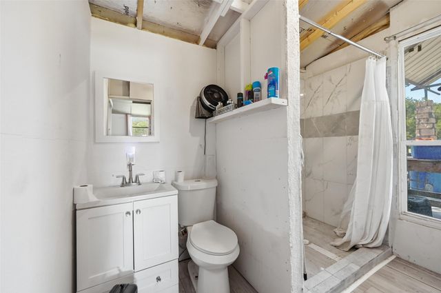 9009 E Prairie Ridge Court, Cleburne, TX 76033